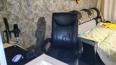 vialeras online show from 01/04/25, 01:21