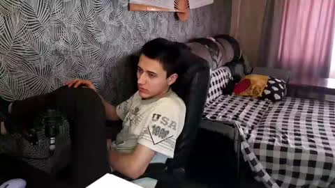 vialeras online show from 02/13/25, 07:24