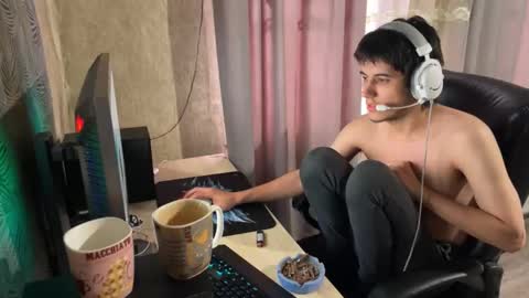 vialeras online show from 10/01/25, 05:24