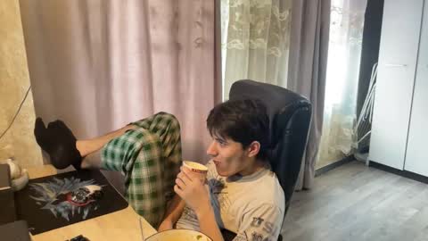 vialeras online show from 11/14/25, 04:55