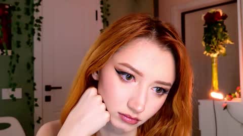 Snapshot of viaress chatting on 09/12/25, 09:15 VIARESS online show from 09/12/25, 09:15