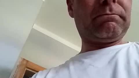 Snapshot of vibernd20cm chatting on 03/05/26, 11:28 vibernd20cm online show from 03/05/26, 11:28