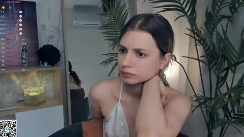 Snapshot of vibes_of_joy chatting on 02/17/25, 02:15 Mikky online show from 02/17/25, 02:15