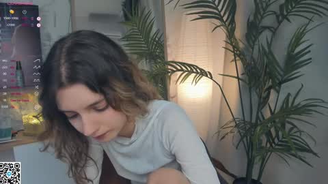 Snapshot of vibes_of_joy chatting on 02/21/25, 07:45 Mikky online show from 02/21/25, 07:45