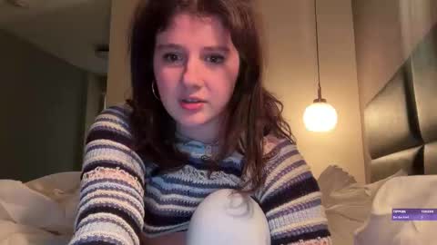 Snapshot of vibeshere chatting on 02/13/26, 05:14 vibeshere online show from 02/13/26, 05:14