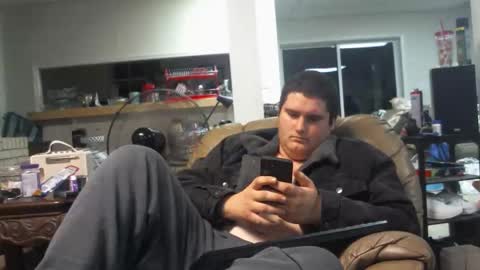 Snapshot of vicantis chatting on 12/03/25, 01:13 Matt online show from 12/03/25, 01:13