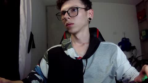 Snapshot of vicent_brais chatting on 12/13/24, 08:41 Vicent Brais online show from 12/13/24, 08:41