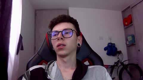 Snapshot of vicent_brais chatting on 12/13/24, 11:45 Vicent Brais online show from 12/13/24, 11:45