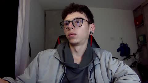 Snapshot of vicent_brais chatting on 12/18/24, 08:53 Vicent Brais online show from 12/18/24, 08:53