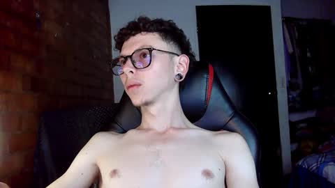 Snapshot of vicent_brais chatting on 01/22/25, 01:10 Vicent Brais online show from 01/22/25, 01:10