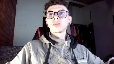 Snapshot of vicent_brais chatting on 01/24/25, 11:02 Vicent Brais online show from 01/24/25, 11:02