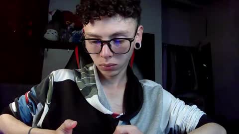 Snapshot of vicent_brais chatting on 02/18/25, 09:53 Vicent Brais online show from 02/18/25, 09:53