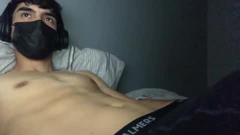 Snapshot of vicente24milf chatting on 10/21/25, 04:51 vicente online show from 10/21/25, 04:51