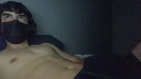 Snapshot of vicente24milf chatting on 10/31/25, 07:09 vicente online show from 10/31/25, 07:09