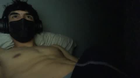 Snapshot of vicente24milf chatting on 11/05/25, 12:43 vicente online show from 11/05/25, 12:43