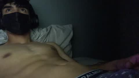 Snapshot of vicente24milf chatting on 11/18/25, 12:05 vicente online show from 11/18/25, 12:05