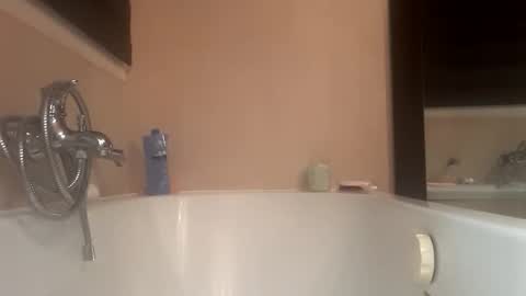 vices online show from 10/29/25, 04:04