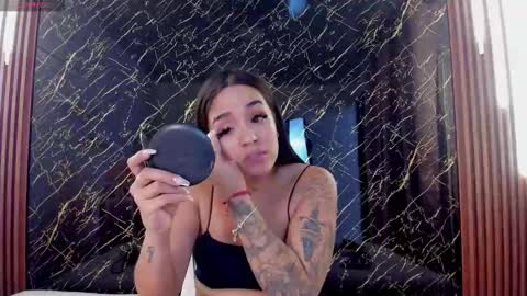 Snapshot of vichy_evans chatting on 01/08/26, 07:16 Vichy Everyday From 1400 to 2130 Col Time online show from 01/08/26, 07:16
