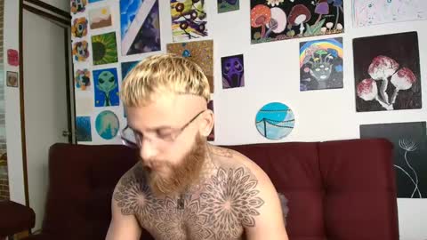 vickingcock7 online show from 10/14/25, 08:59