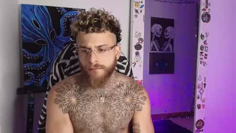 vickingcock7 online show from 02/05/26, 12:26