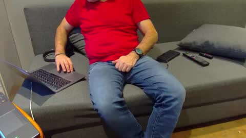 Snapshot of vickingthor chatting on 01/31/25, 03:11 Vicking online show from 01/31/25, 03:11