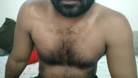 Snapshot of vickpie24 chatting on 10/01/25, 04:51 vickpie24 online show from 10/01/25, 04:51