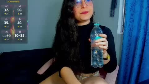 Vicky online show from 05/27/26, 10:40
