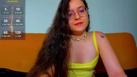 Snapshot of vicky_cristinax chatting on 07/23/26, 10:19 Vicky online show from 07/23/26, 10:19