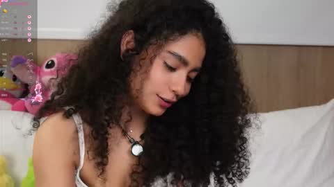 vicky_curly online show from 11/15/25, 05:27
