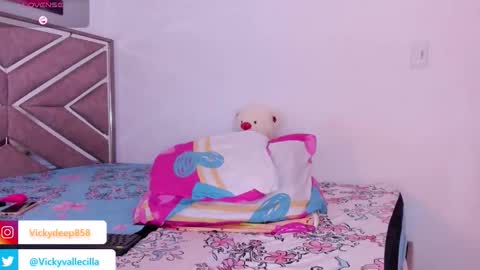 Snapshot of vicky_deepass chatting on 03/12/26, 10:27 vicky_deepass online show from 03/12/26, 10:27