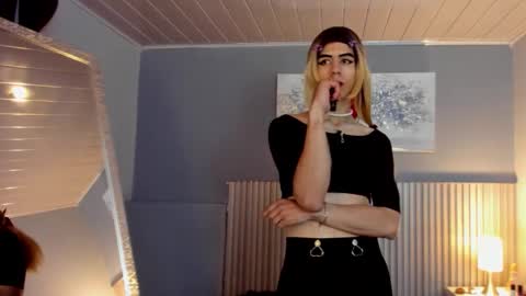 Snapshot of vicky_fant4sy chatting on 01/07/26, 01:57 Vicky online show from 01/07/26, 01:57