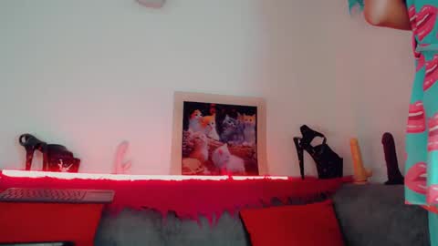 vicky_gill_ online show from 10/10/25, 09:36