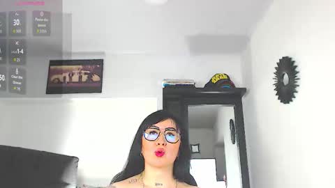 Vicky  online show from 01/13/26, 11:04