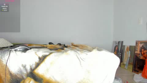 vicky manuela online show from 03/27/26, 08:26