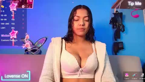 vicky_miller_05 online show from 03/05/25, 08:21
