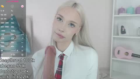 vickyfuckingdoll online show from 07/27/26, 01:01