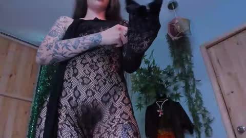 Victoria   online show from 03/07/26, 12:07