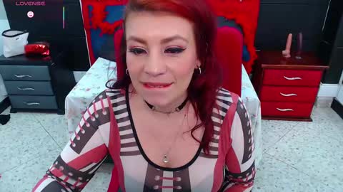 Vicky online show from 02/16/25, 12:19