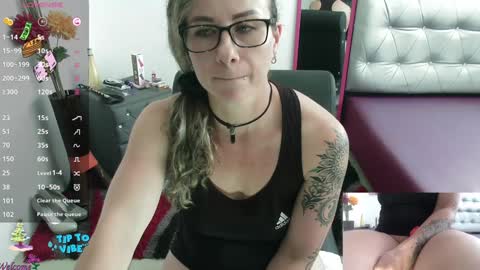 Valentina online show from 12/10/24, 07:43