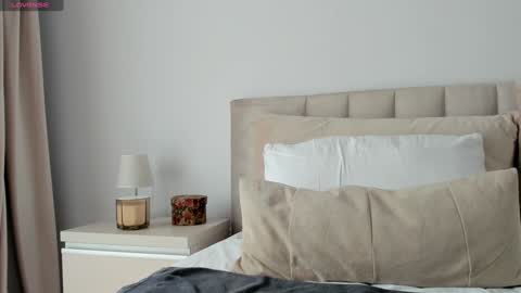 Snapshot of vickystonee chatting on 12/20/24, 09:32 Victoria online show from 12/20/24, 09:32