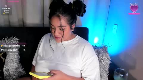 Victoria Serna  online show from 03/12/25, 01:47