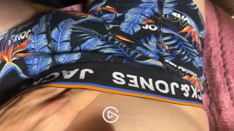 victoire84665212 online show from 10/27/25, 01:59