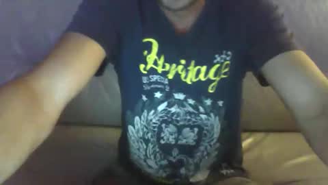 Snapshot of victor_1486 chatting on 09/19/25, 08:31 victor_1486 online show from 09/19/25, 08:31