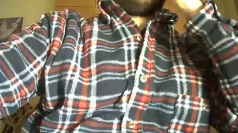 Snapshot of victorhume chatting on 12/15/24, 11:31 VictorHume online show from 12/15/24, 11:31