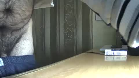 Snapshot of victorhume chatting on 12/31/24, 12:21 VictorHume online show from 12/31/24, 12:21