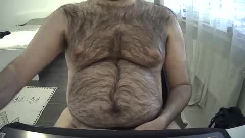 VictorHume online show from 04/17/26, 05:27