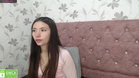 Snapshot of victoria017 chatting on 01/04/25, 08:28 Victoria online show from 01/04/25, 08:28