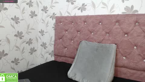 Snapshot of victoria017 chatting on 01/13/25, 04:28 Victoria online show from 01/13/25, 04:28