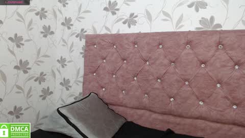 Snapshot of victoria017 chatting on 01/13/25, 07:32 Victoria online show from 01/13/25, 07:32