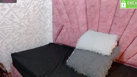 Snapshot of victoria017 chatting on 01/23/25, 03:48 Victoria online show from 01/23/25, 03:48